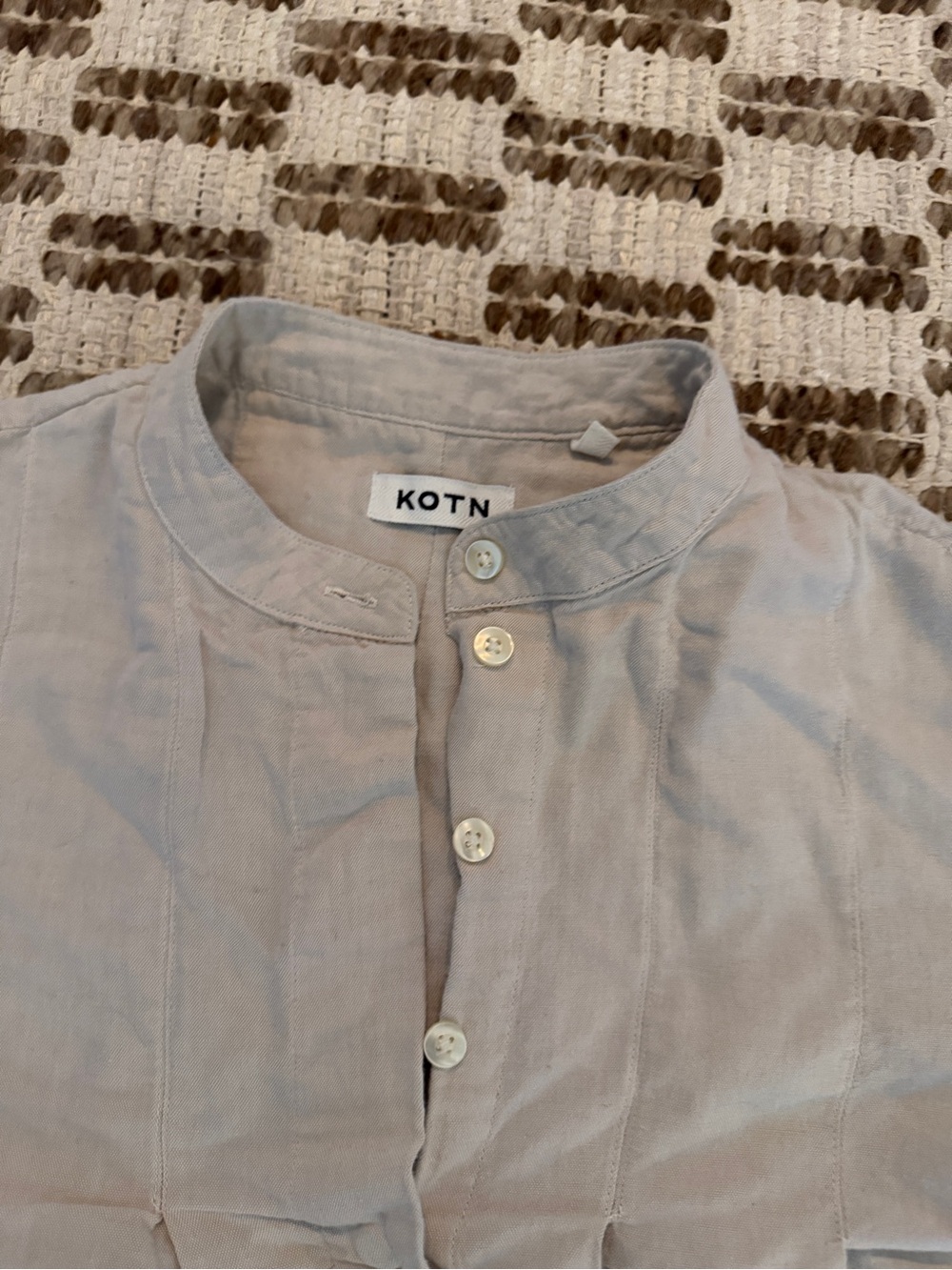 KOTN Cream Short-Sleeve Pleated Top - Picture 3 of 4